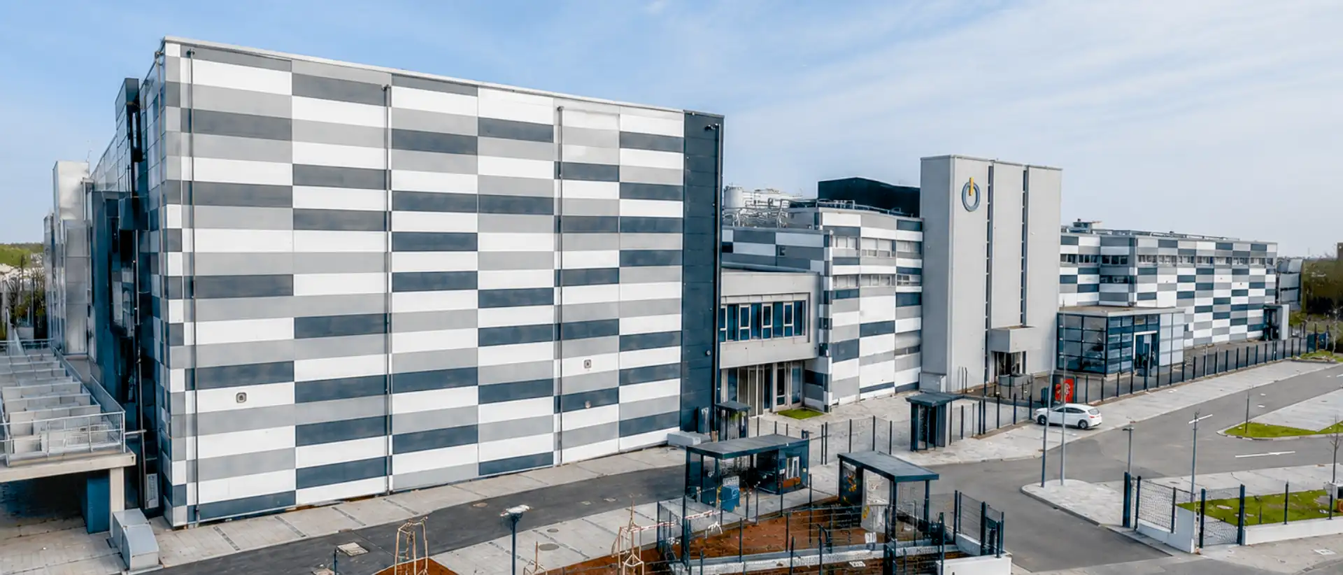 Frankfurt Dedicated Servers in Global Switch Data Center